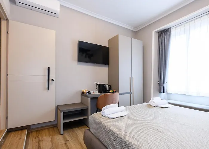 Castro Pretorio 4* Rome